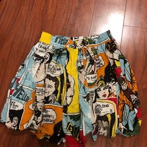 brandy melville skater skirt - comic